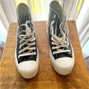 Converse Chuck Taylor All Star leather